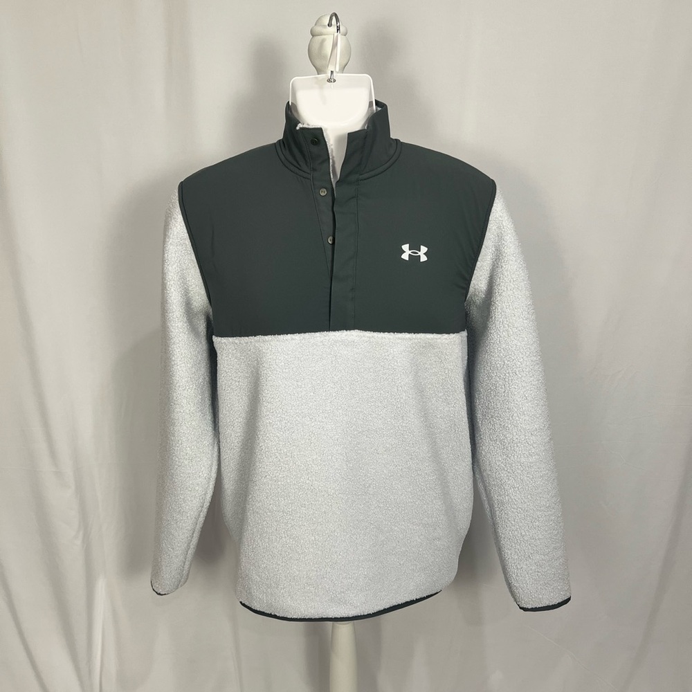 Under Armour Two-Tone Light Gray and Gray Fleece Pullover